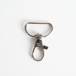 Móc gạt kim loại