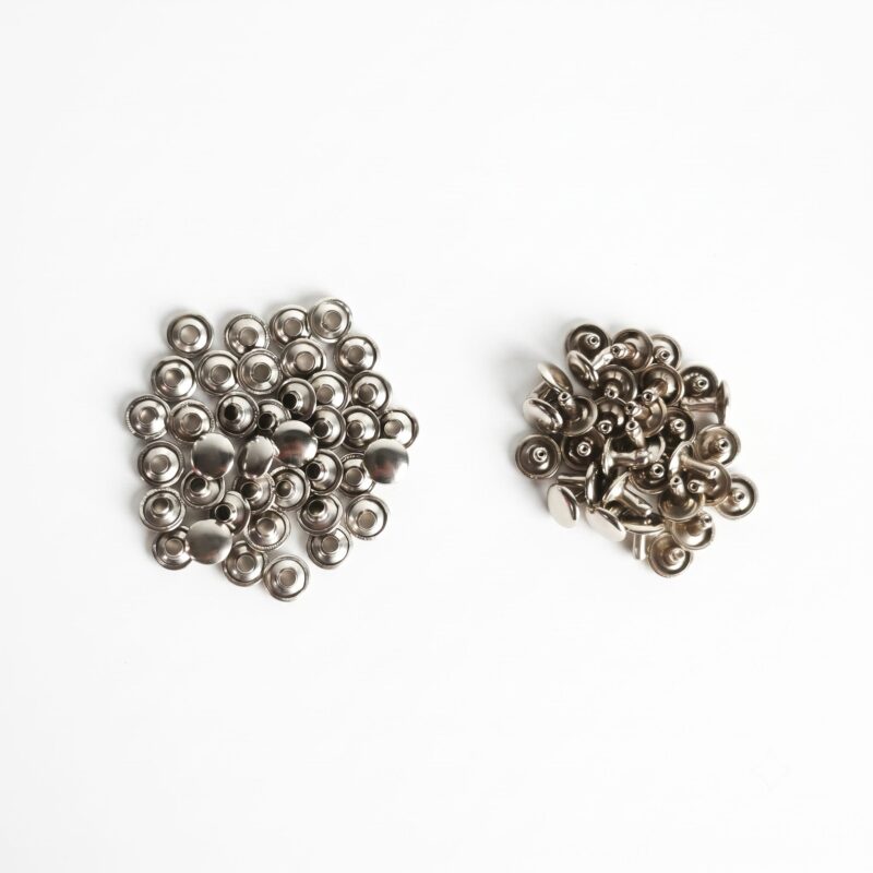 Nút đóng kim loai dây đeo thẻ